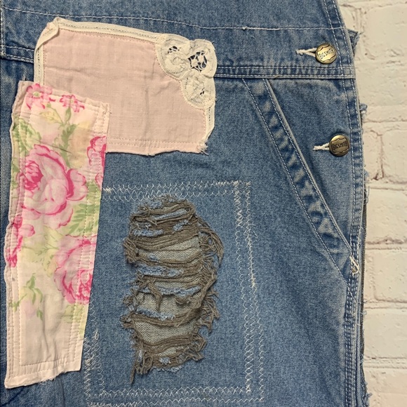 Vtg Upcycled Patchwork Denim Crop Ruffle Overalls Floral  Cottagecore  XL - Picture 4 of 10